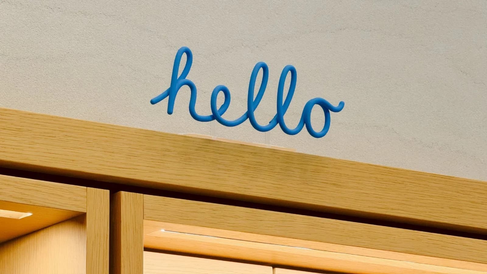 En ”hello”-dekoration i en Apple Store som används som mål för iPhone-kamerans zoom