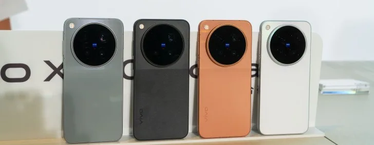 vivo X500 Pro Max, X500 Pro und X500 gemeinsam abgebildet