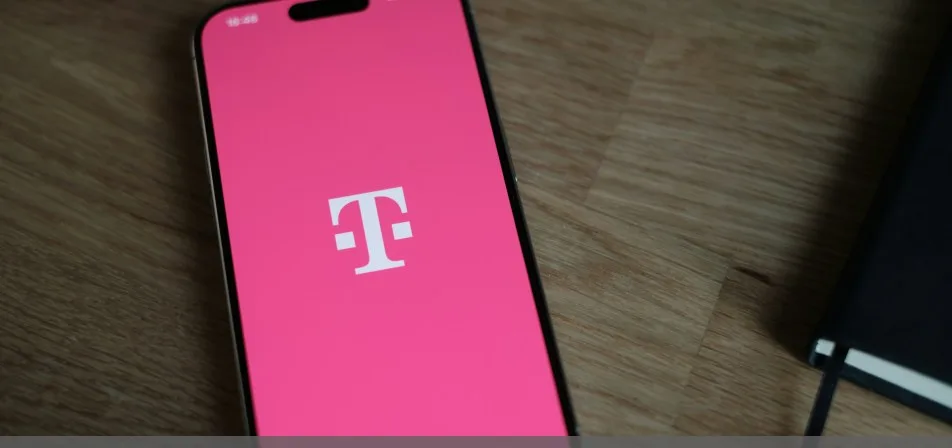 Logo de T-Mobile représentant les nouveaux forfaits mobiles T-Mix annoncés par l’opérateur