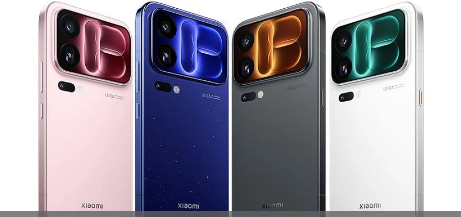 Smartphone Xiaomi 18 Pro Max mostrando su pantalla principal y pantalla exterior